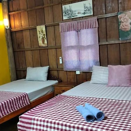Fish Island Bungalows Кампот Экстерьер фото