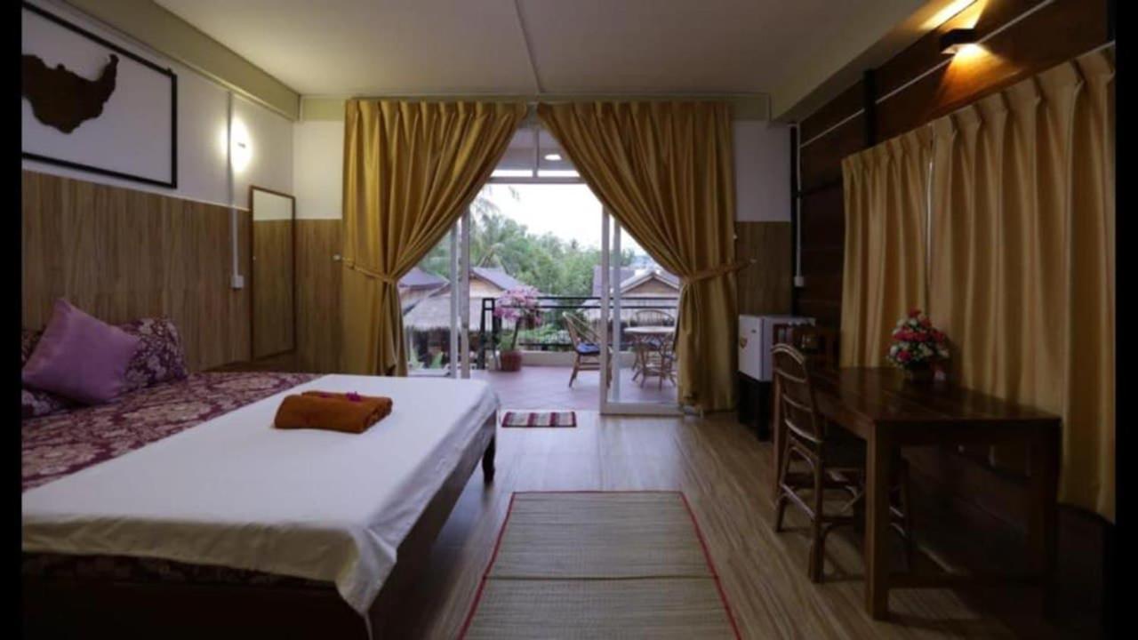 Fish Island Bungalows Кампот Экстерьер фото