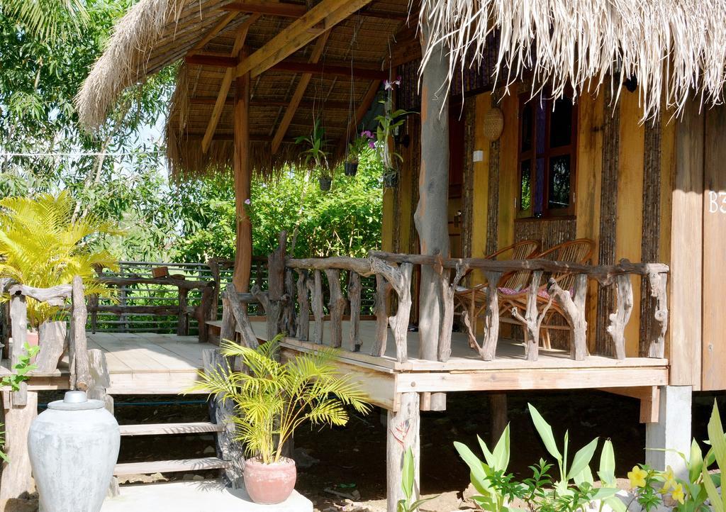 Fish Island Bungalows Кампот Экстерьер фото